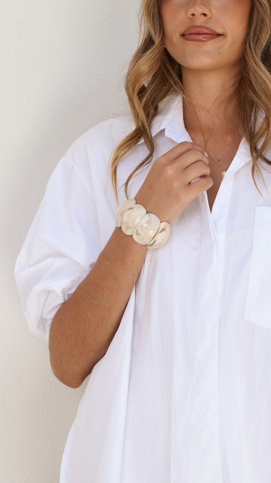 Whitney Chunky Resin Stretch Bracelet – Cream Marble – view 2