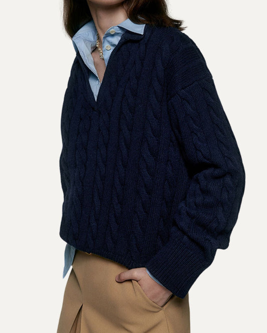 Heritage-Inspired Polo Collar Jumper with Tailored Fit – view 2