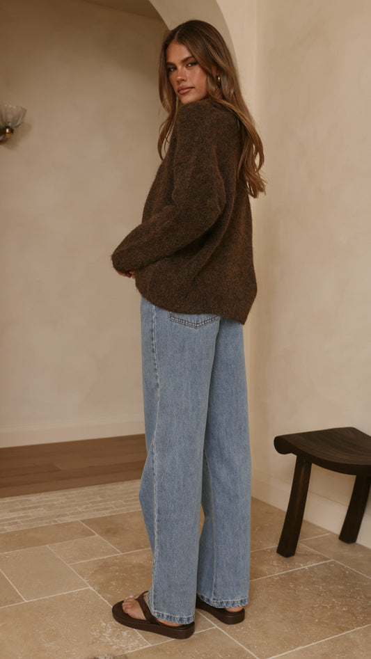 Kouvr Collared V-Neck Long Sleeve Boxy Knit Jumper – Brown – view 2