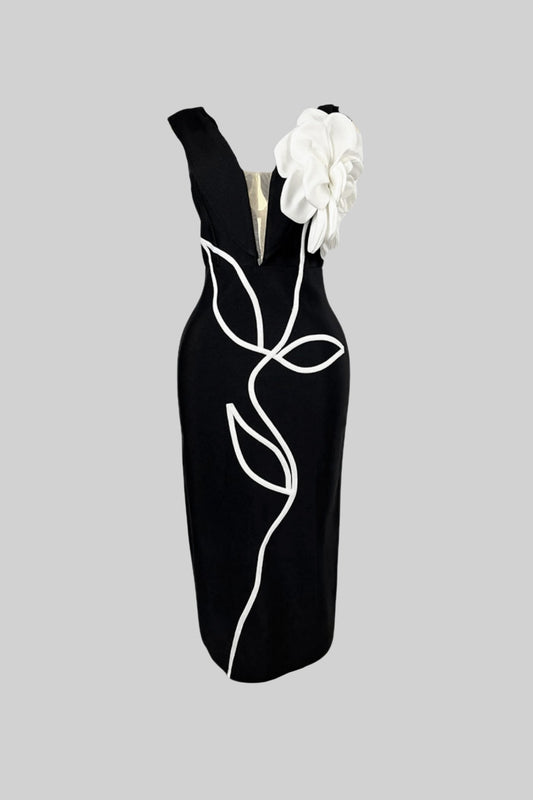 Floral Appliqué Plunging V-Neck Sculpted Shoulder Midi Dress – Black & White