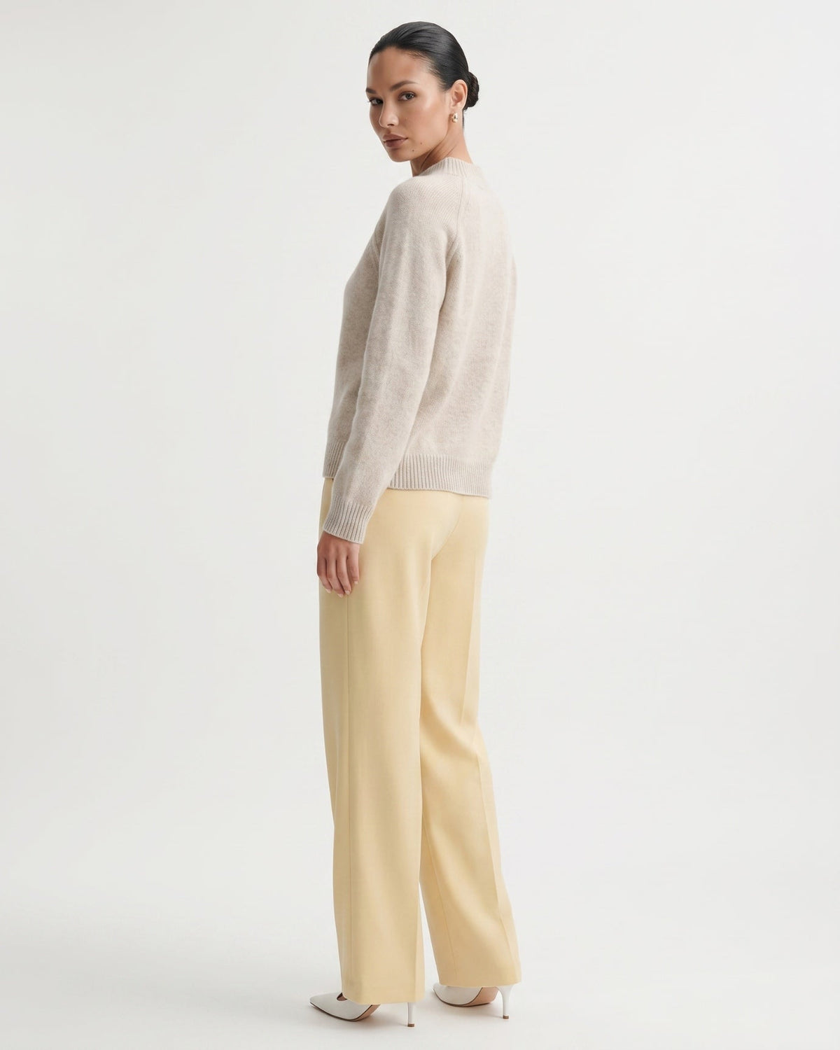 Lia Cashmere and Mulberry Silk Blend Jumper with Subtle Sheen – view 24