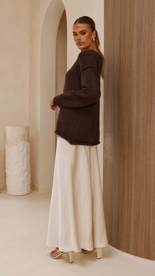 Delvine Oversized Thick Knit Lettuce Hem Jumper – Chocolate – view 2