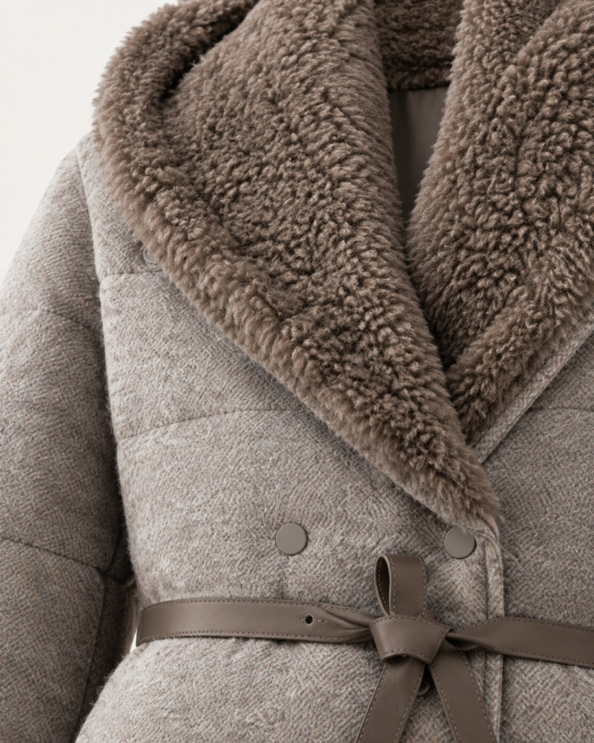 Mid-Length Striped Goose Down Jacket with Hood – view 10
