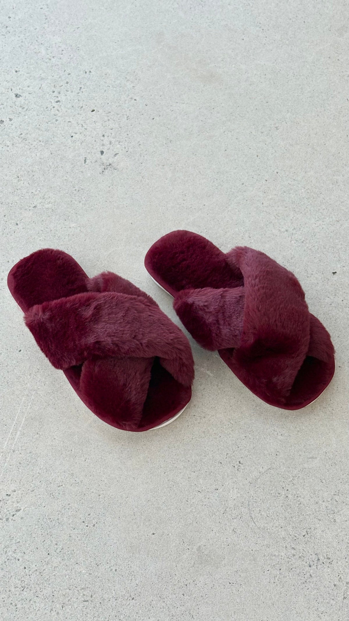 Jessica Fluffy Crossover Front Slippers with White Sole – Wine