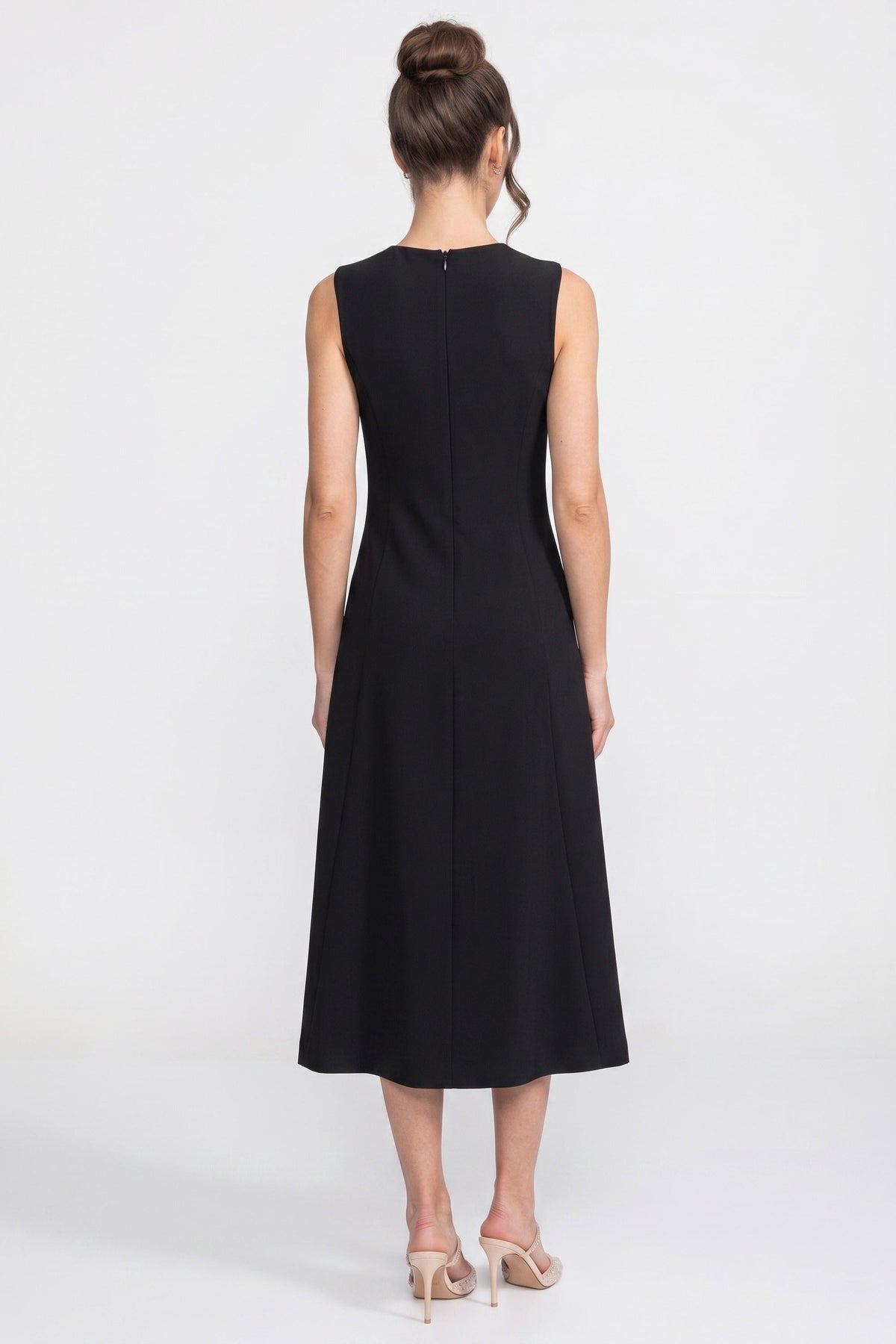 Sleeveless 3D Floral Appliqué Midi Dress with Full Skirt – Black