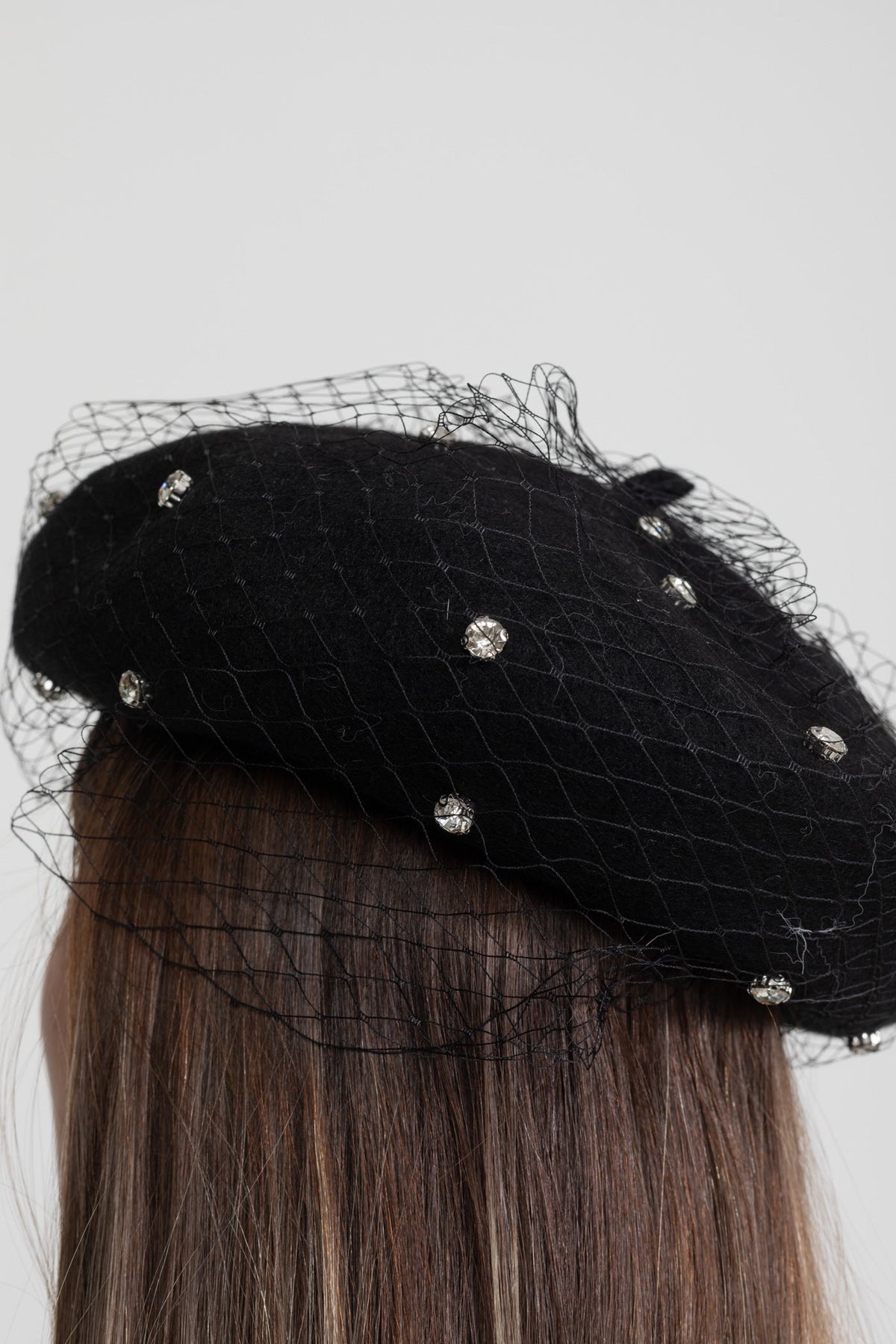 Crystal Embellished Wool Beret with Mesh Veil – Black