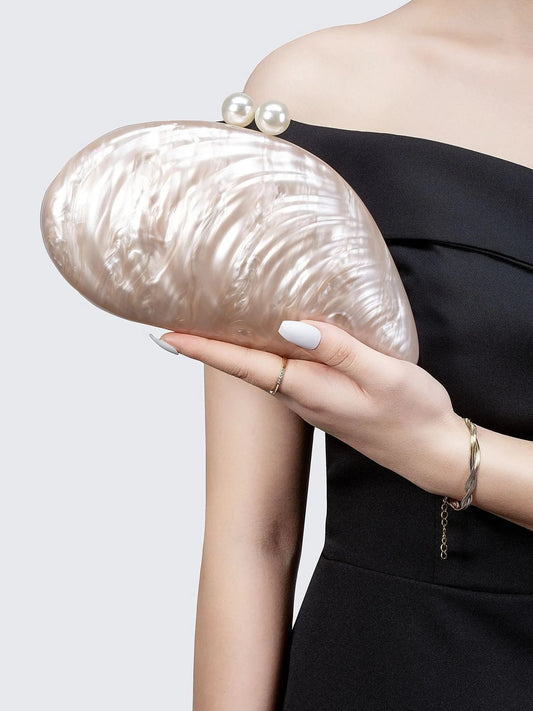 Valentina Shell-Shaped Acrylic Clutch with Detachable Chain – view 2