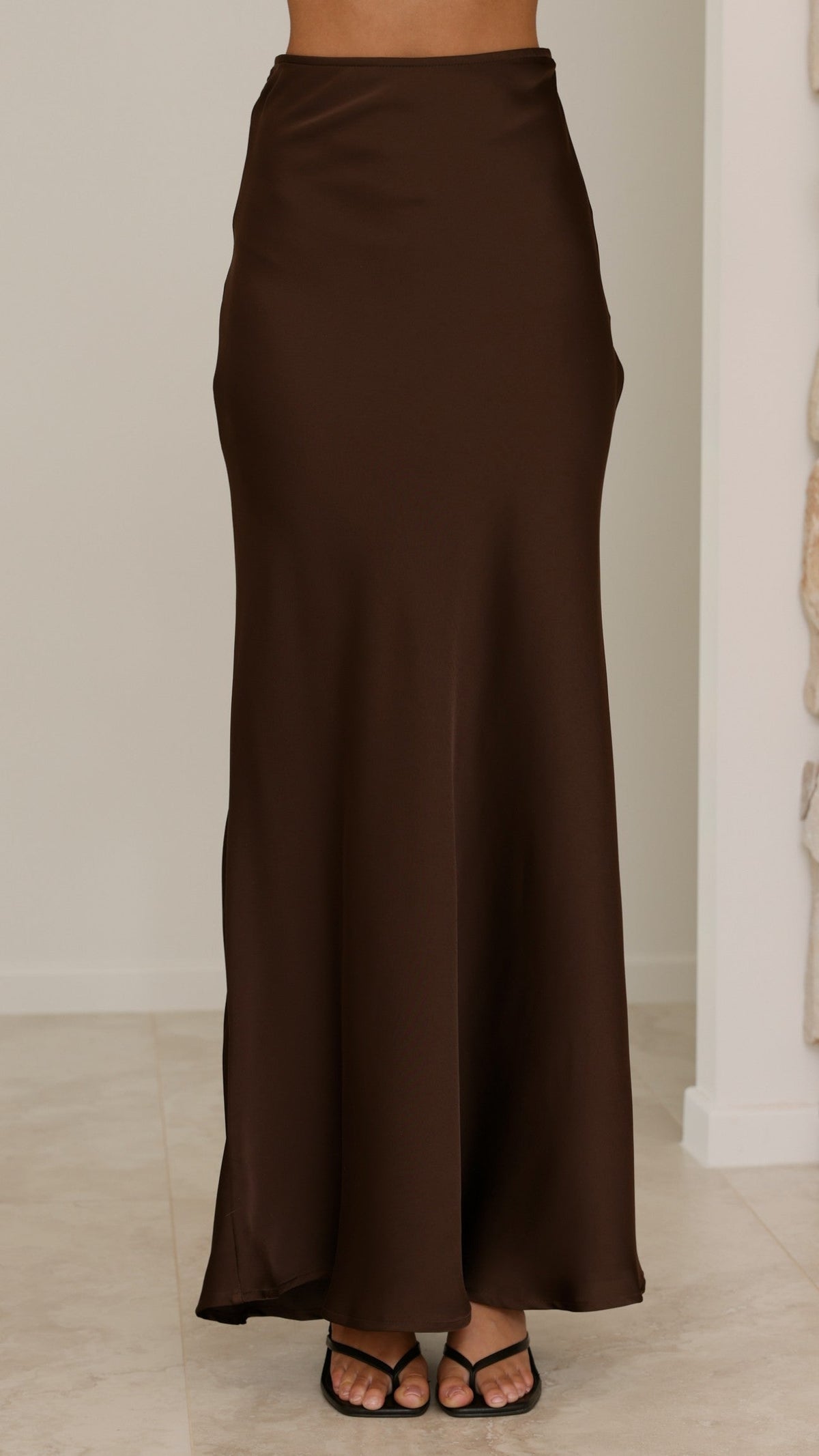 Jayliah Satin Feel A-Line Lined Maxi Skirt – Chocolate – view 2