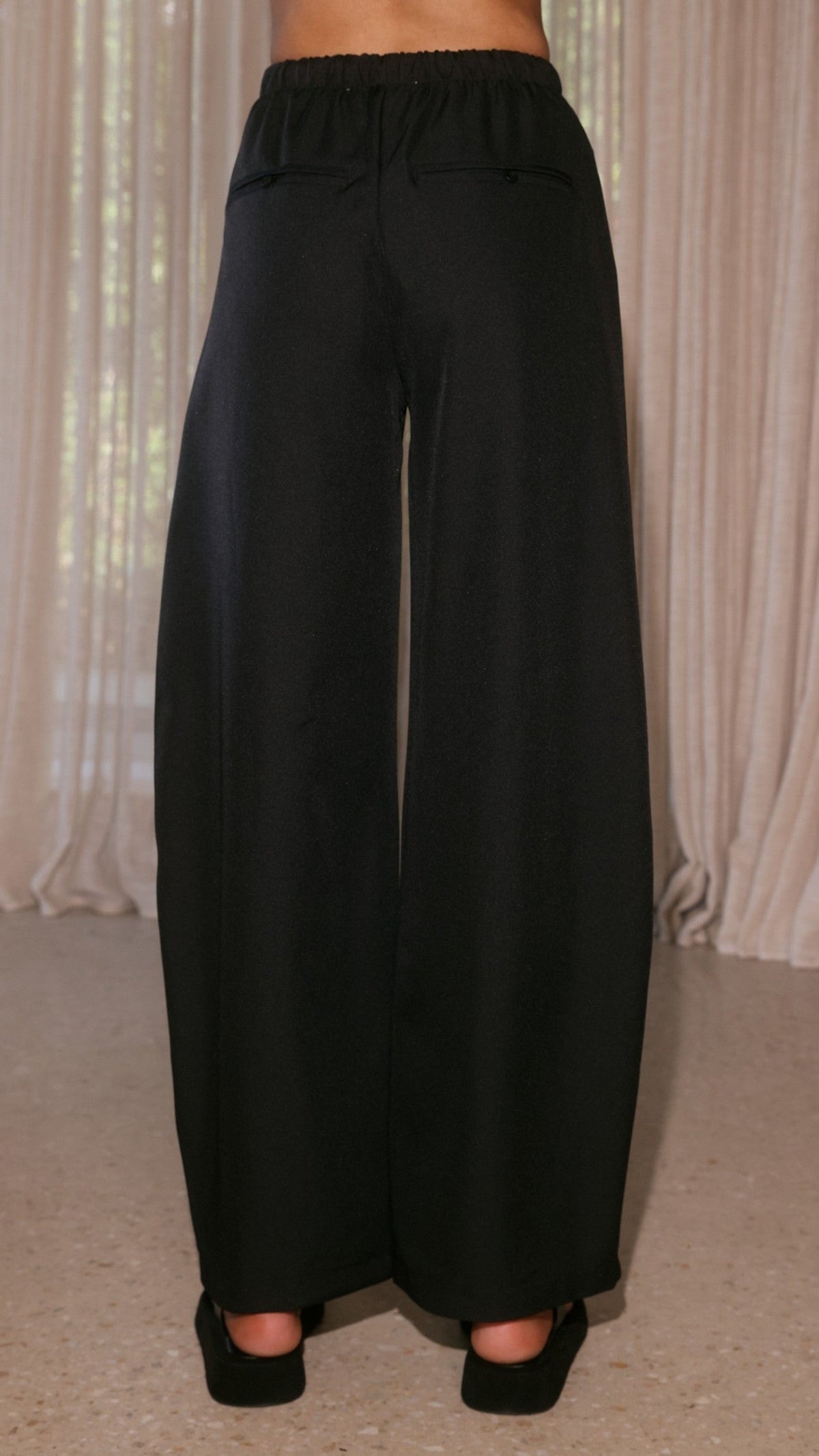 Hayden High Waisted Wide Leg Tie Waist Trousers – Black – view 8