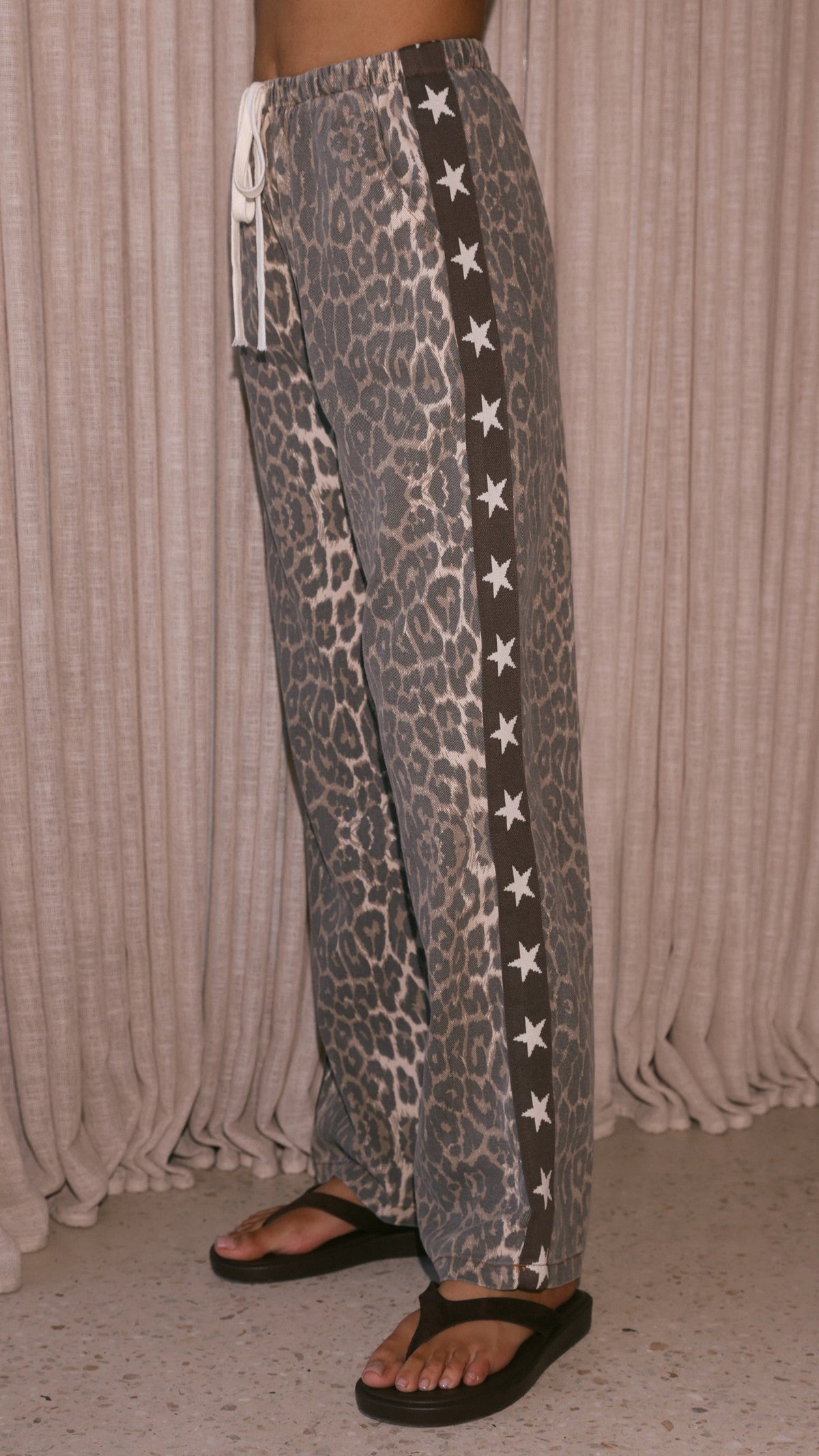 Vox High Waisted Straight Leg Trousers – Leopard and Star Print