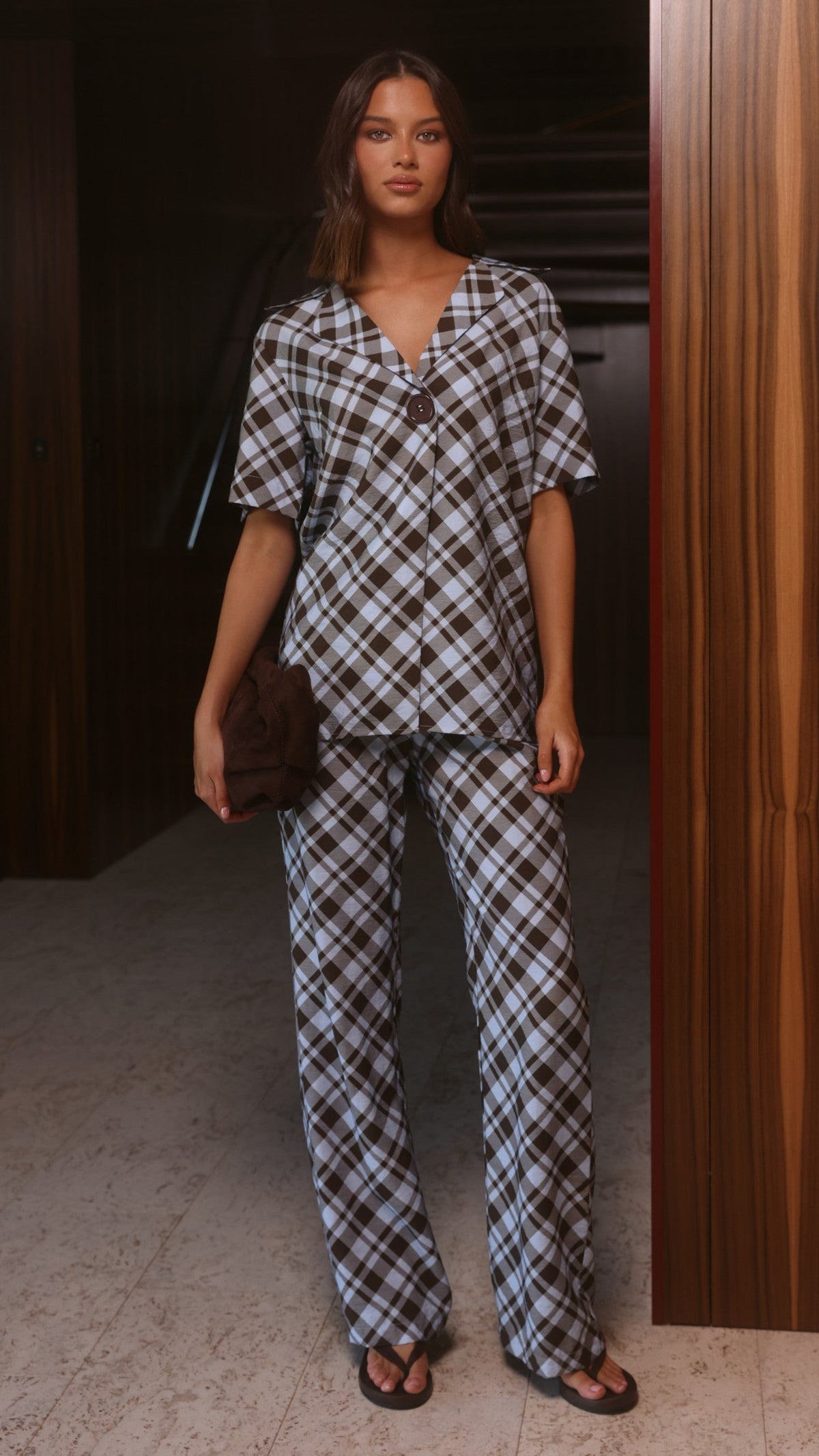 Imogen Oversized Short Sleeve Button Shirt – Chocolate/Blue Plaid