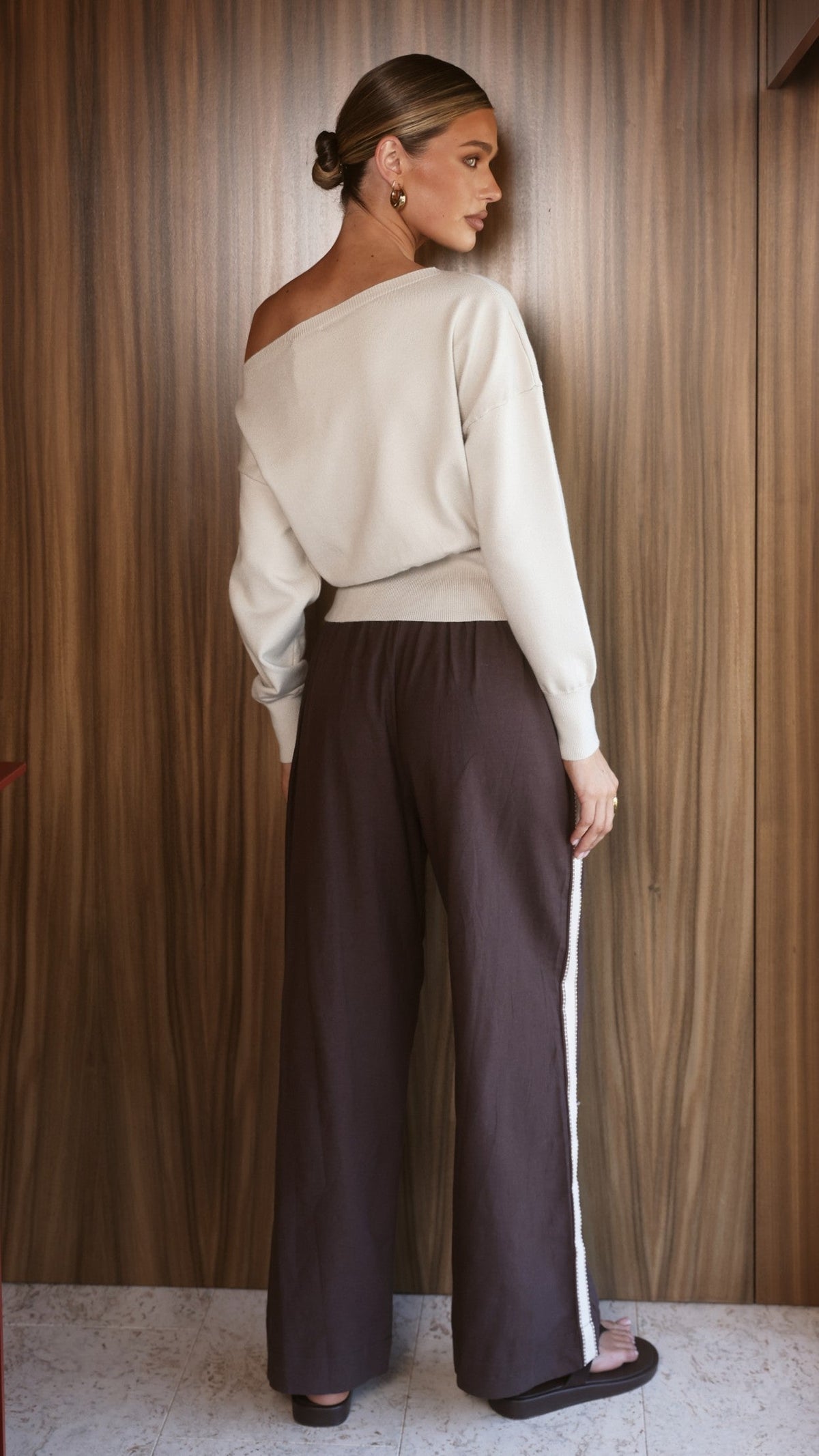 Belara Straight Leg Side Stripe Trousers – Chocolate/Beige