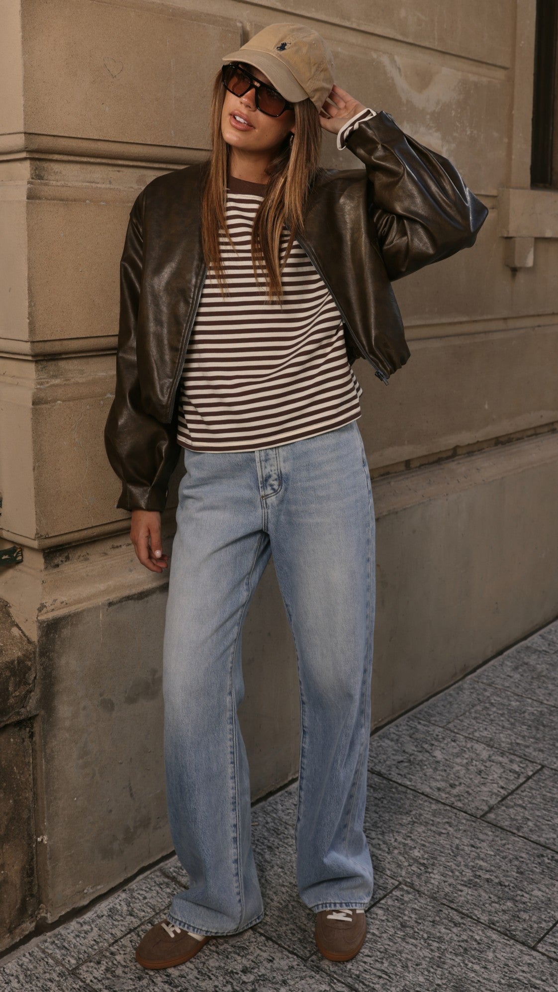 Solana Relaxed Fit Long Sleeve Crew Neck Top – Choc/White Stripe – view 3