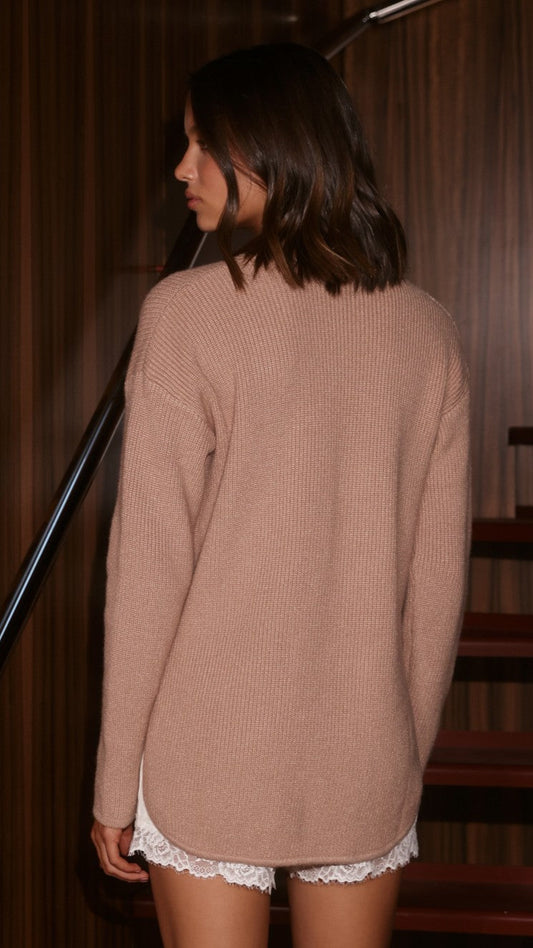Kennedy Relaxed Crew Neck Rib Knit Jumper with Side Splits – Mocha