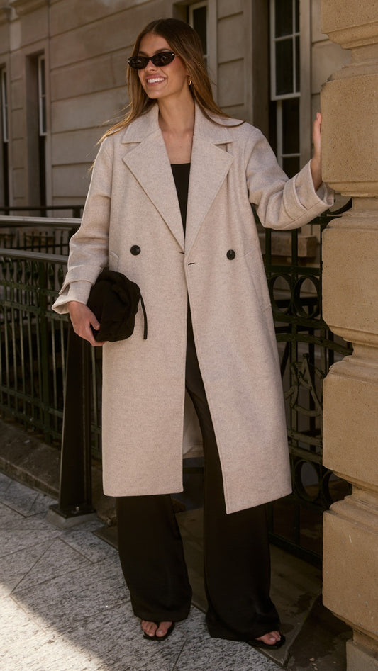 Caspera Longline Coat with Lapel Collar and Cuff Straps – Grey