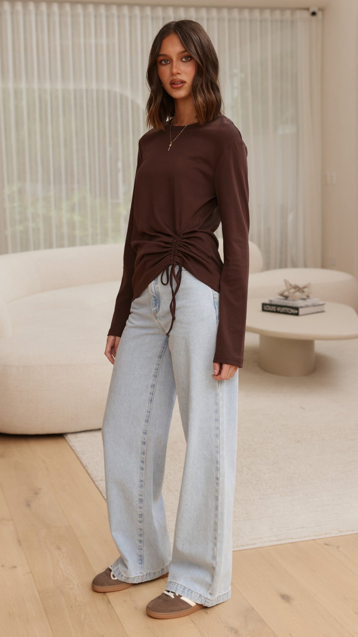 Lydia Adjustable Ruched Crew Neck Long Sleeve Top – Chocolate
