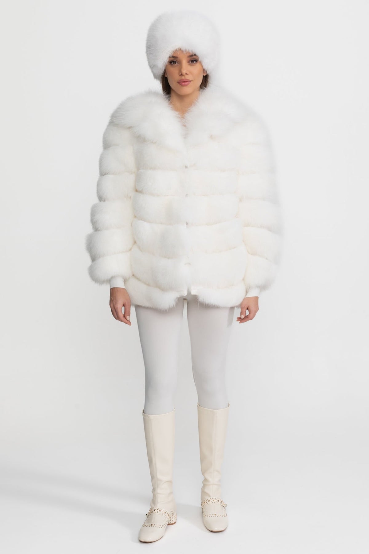 Tiered Cropped Jacket with Oversized Shawl Collar – White – view 3