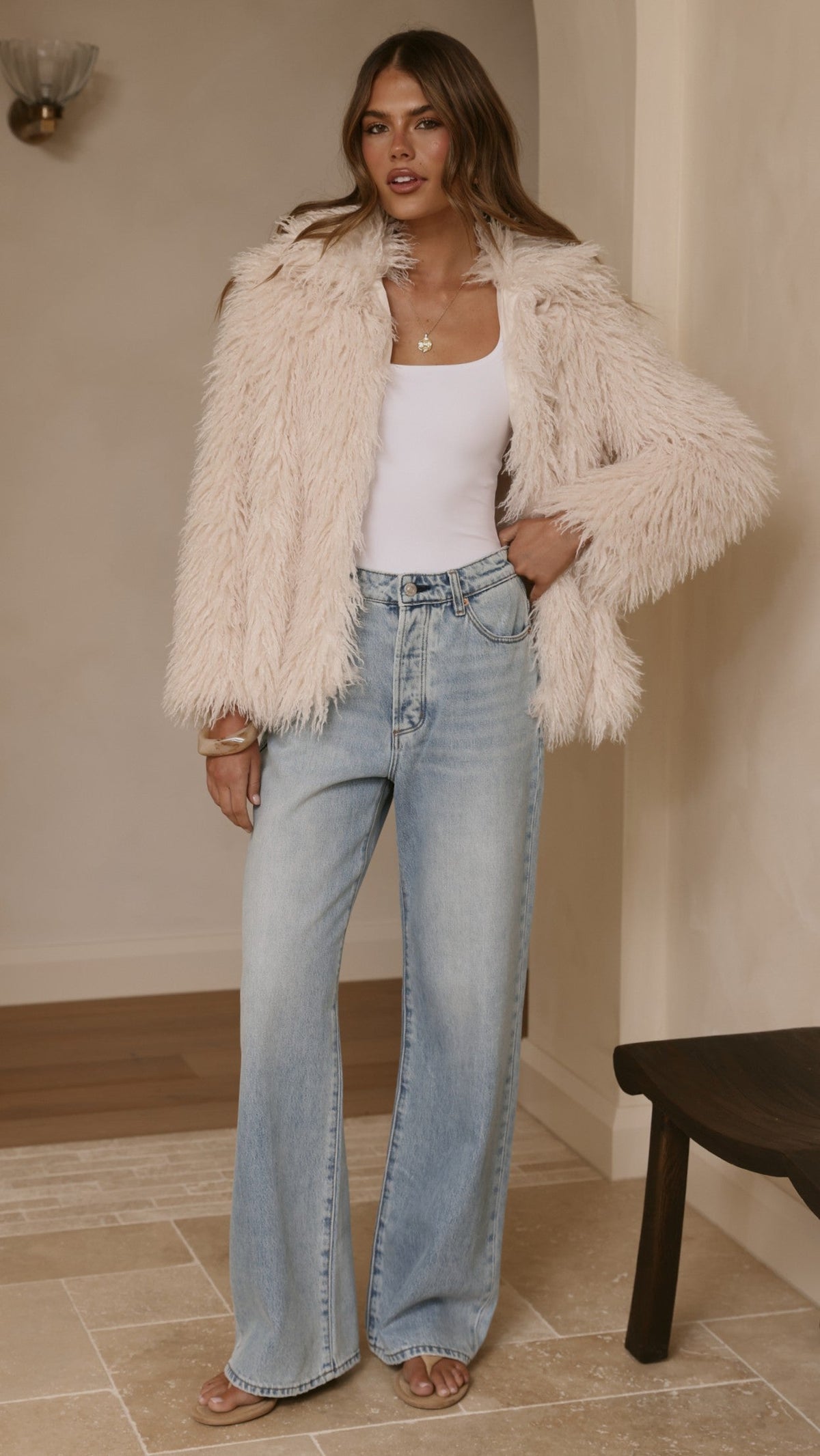 Chantelle Faux Fur Longline Jacket with Classic Collar – Cream