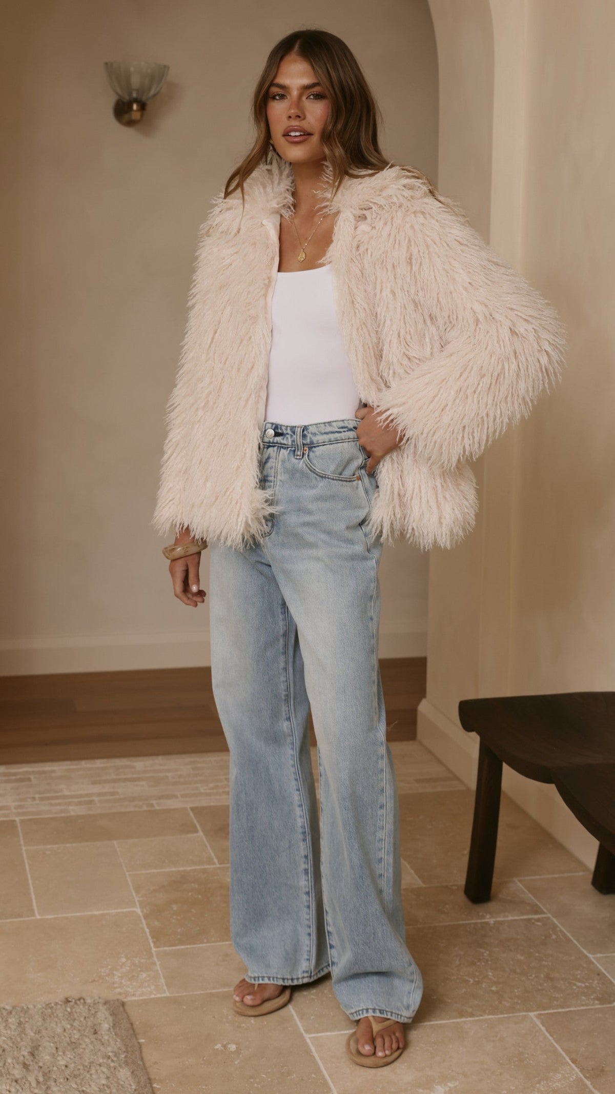 Chantelle Faux Fur Longline Jacket with Classic Collar – Cream
