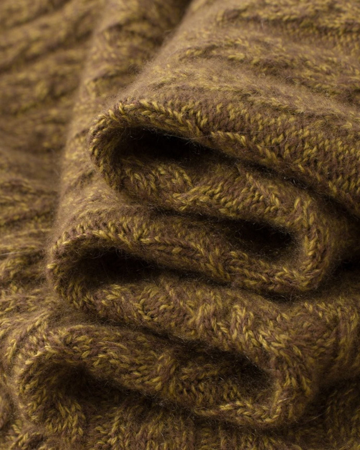 Pure Cashmere Cable Knit Cardigan with Peter Pan Collar – view 11