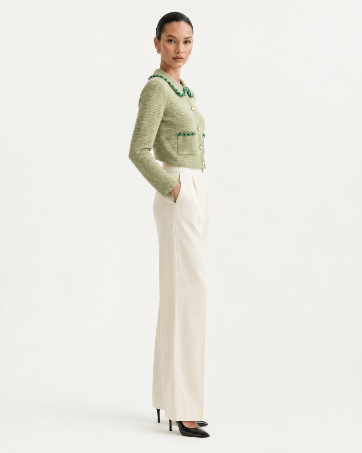 Thick Cashmere Structured Cardigan with Peter Pan Collar – view 4