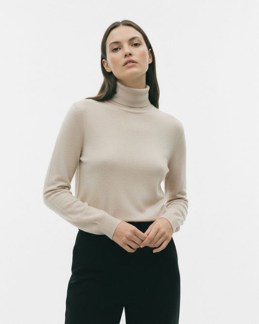 Cashmere and Wool Blend Lightweight Knit Pullover Jumper – view 2