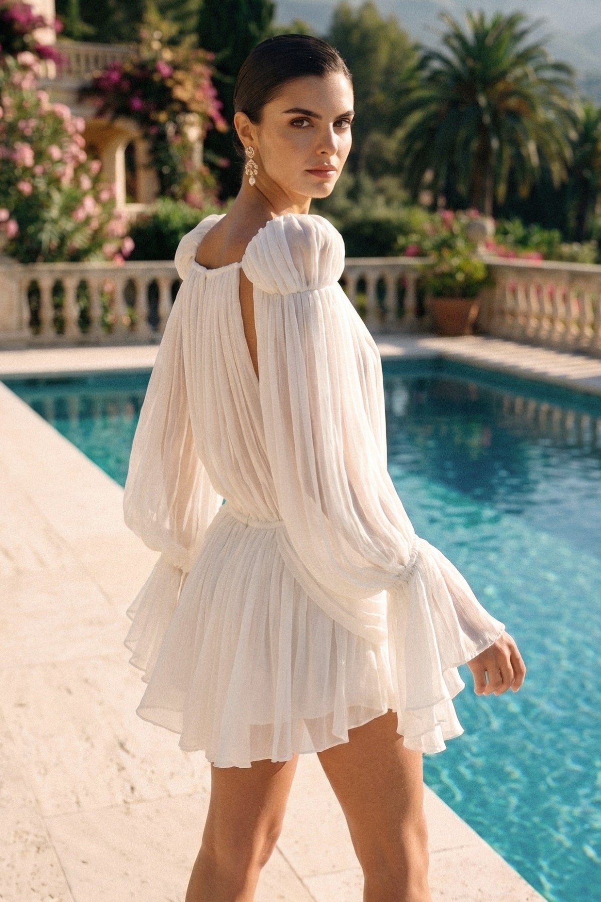 Sheer Chiffon Cape Sleeve Mini Dress with Gold Clip Detail – White – view 4