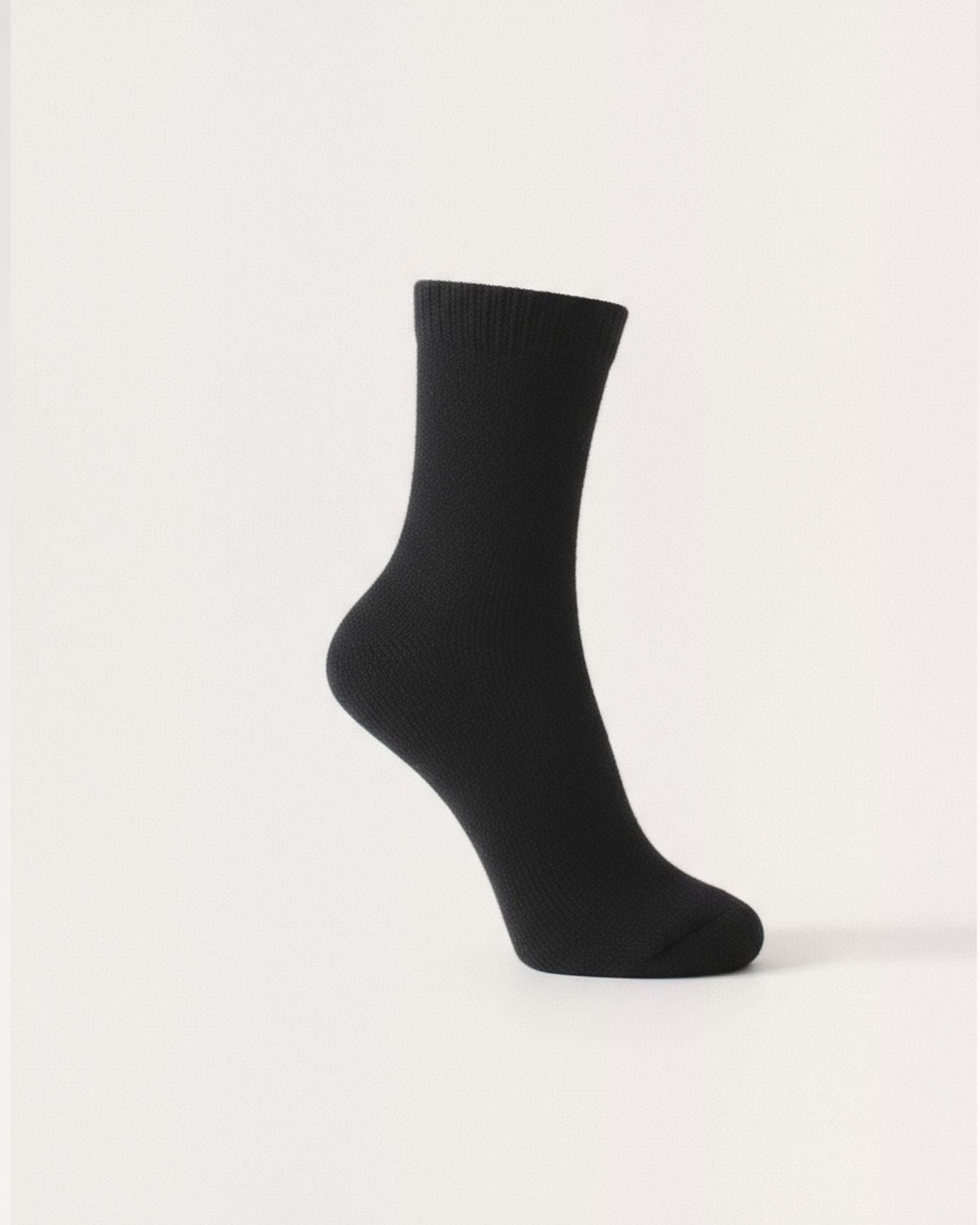 Soft Breathable Cashmere and Wool Everyday Socks – Black – view 1