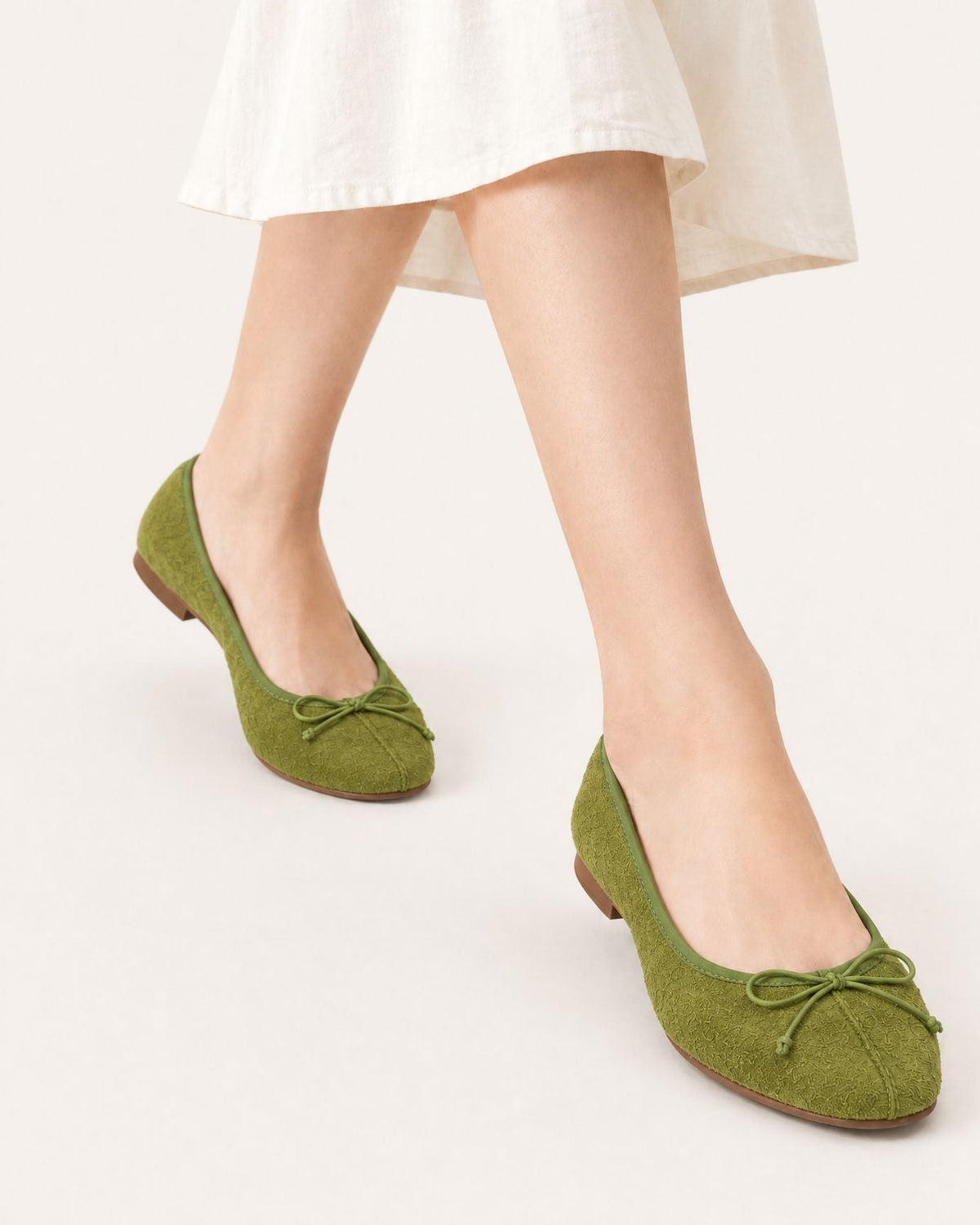 Vintage-Style Round Toe Slip-On Reversed Suede Shoes – view 5