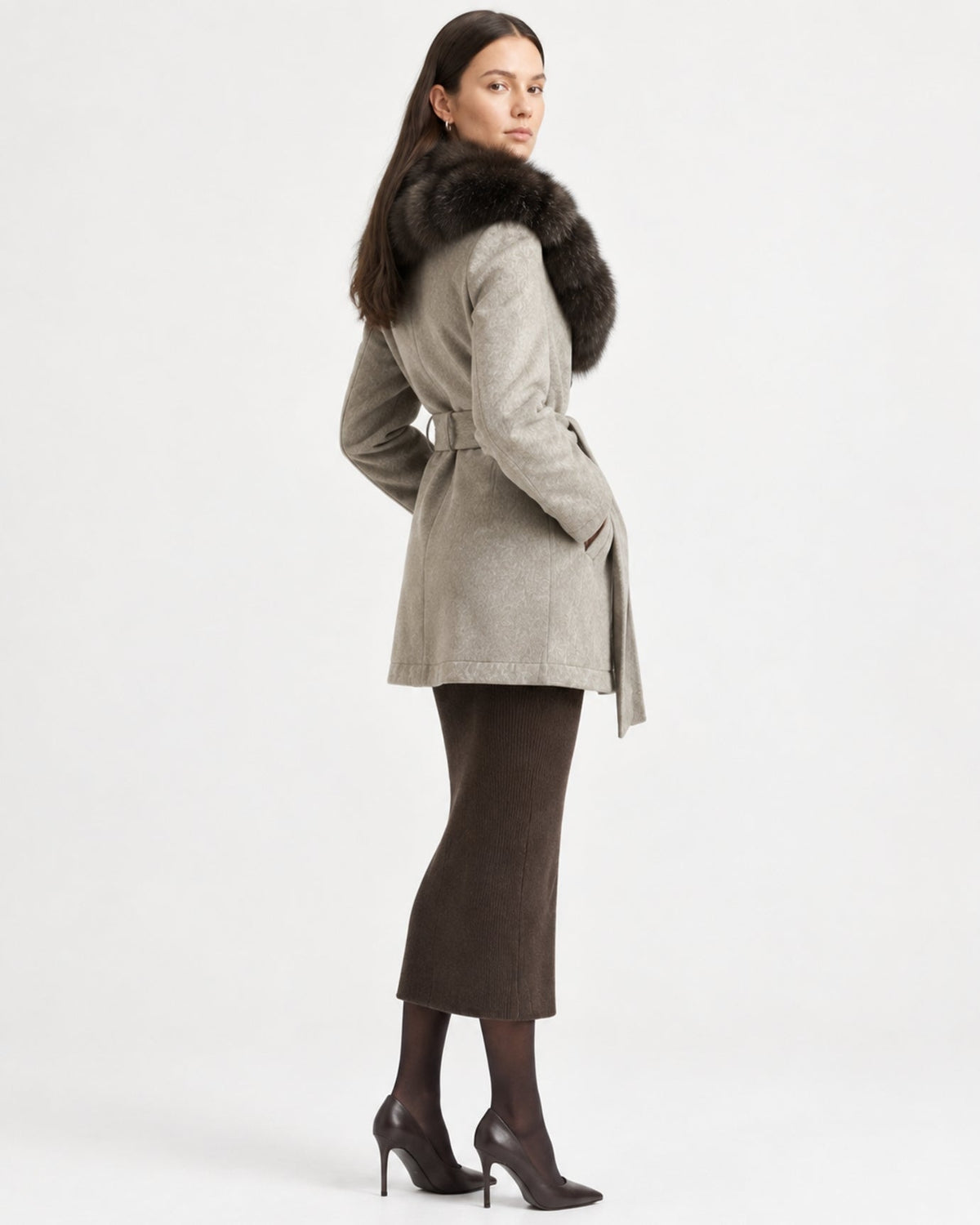 Relaxed Heavyweight Shorter-Length Down Coat – view 16