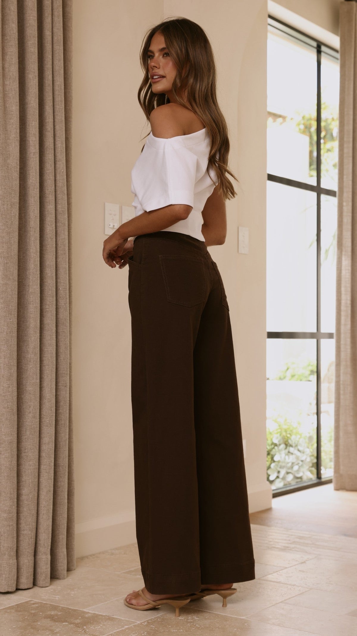 Zandra High Waisted Wide Leg Stretch Jeans – Chocolate