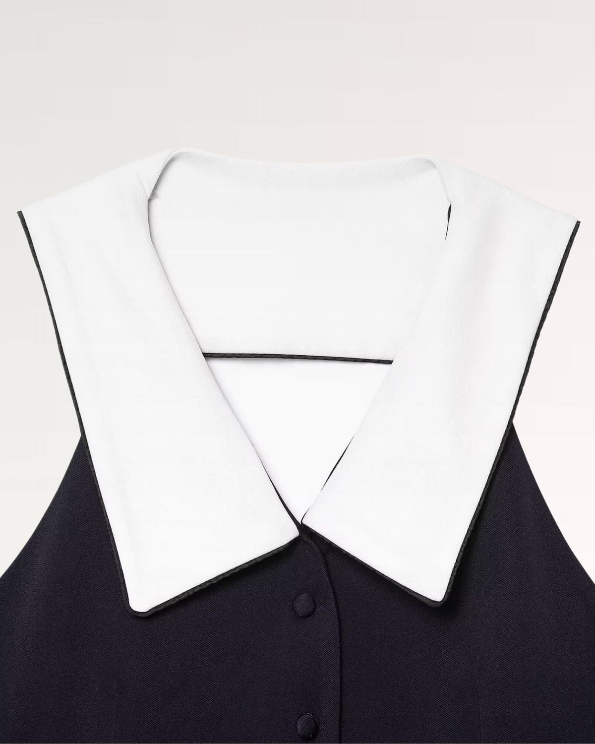 Milano Sleeveless Polo Collar Knit Vest with Button Placket – Black and White – view 3
