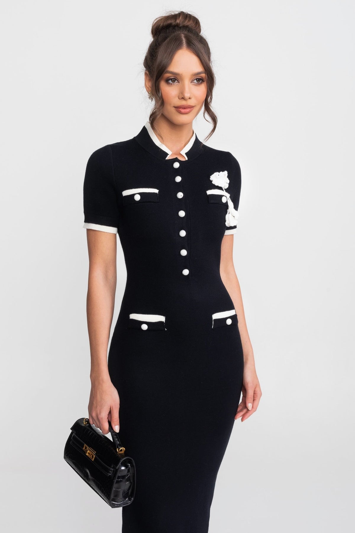 Fine Rib Knit Button-Through Midi Dress with Contrast Trim and Pockets – Black – view 3
