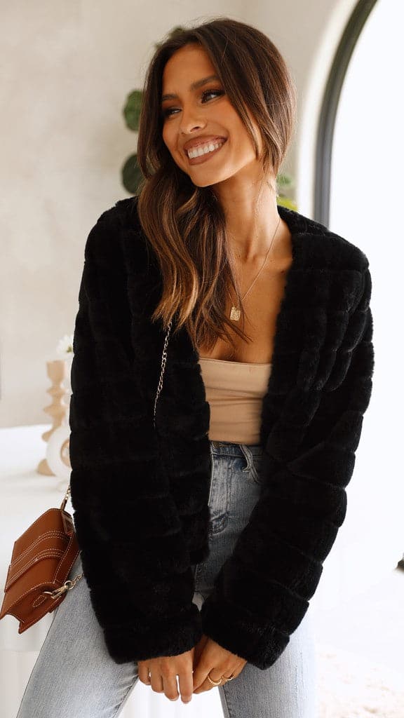 Tully Cropped Faux Fur Jacket with Claw Clasp – Black – view 10