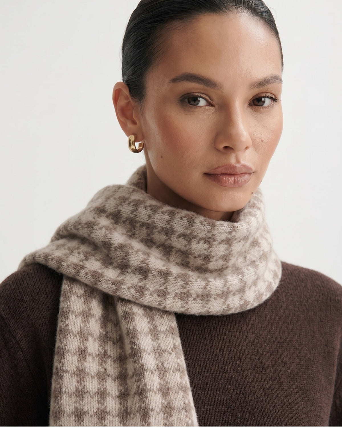 Classic Houndstooth Pattern Pure Cashmere Scarf – view 8