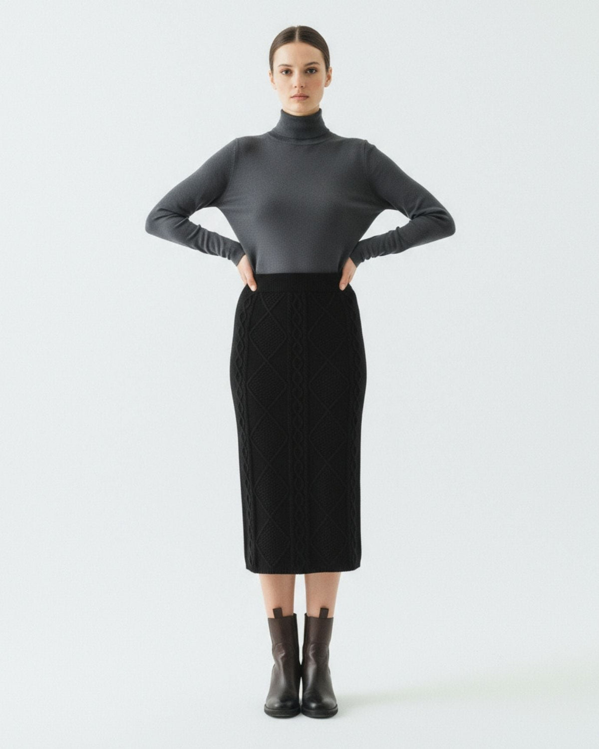 Martina 100% Wool One Size Skirt for Everyday Warmth – view 4