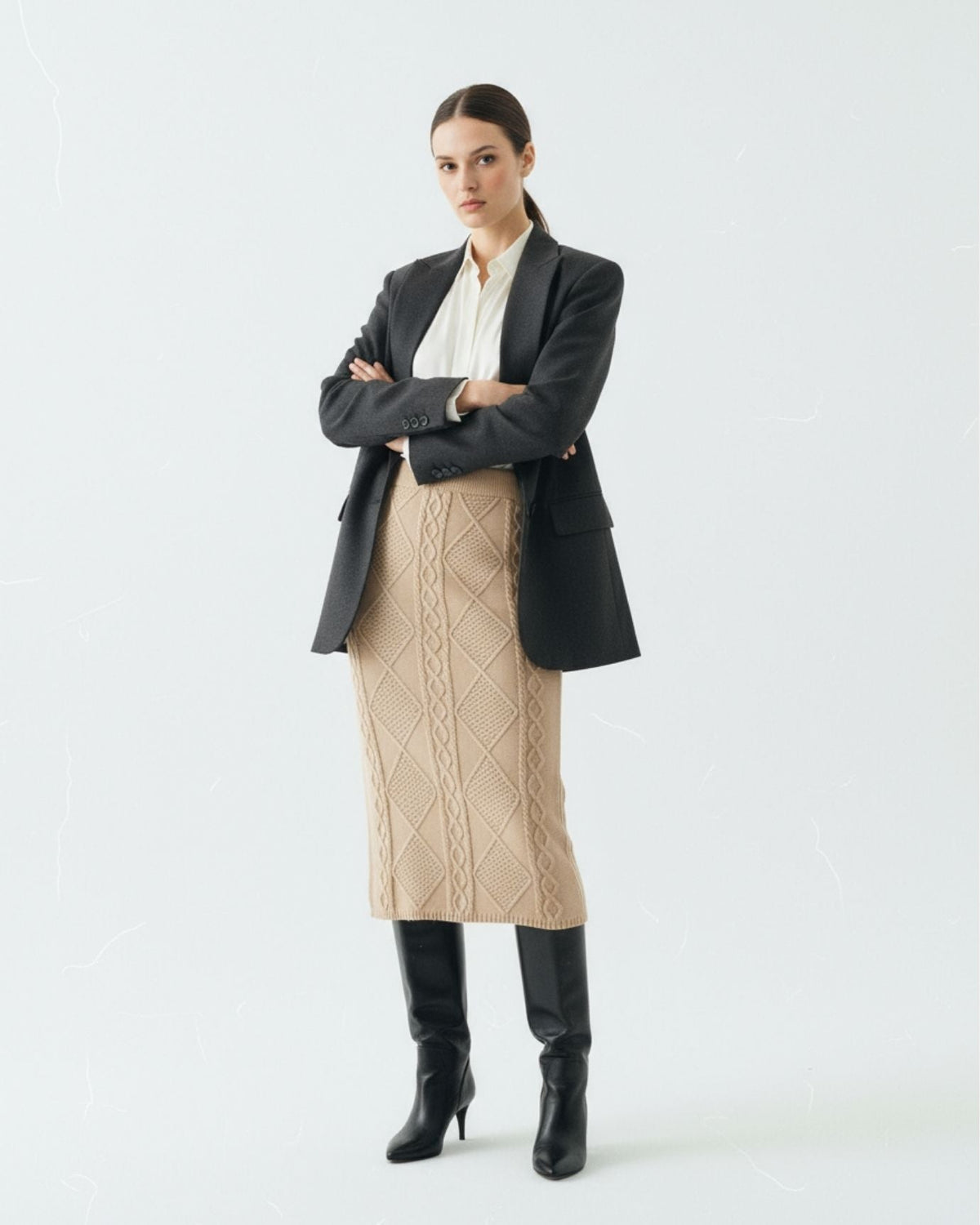 Martina 100% Wool One Size Skirt for Everyday Warmth – view 10
