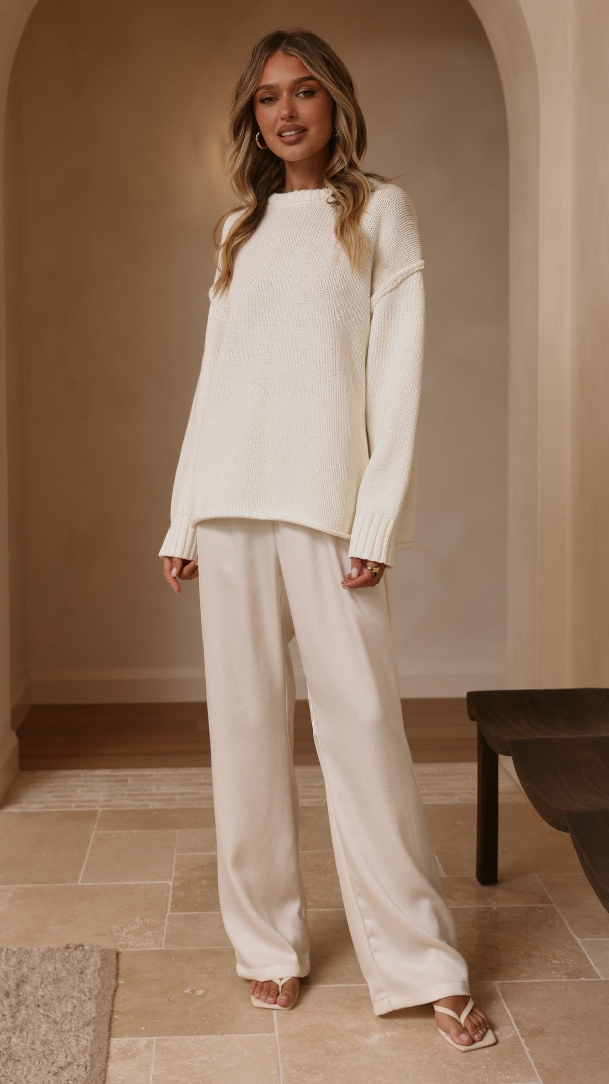 Hayden Boxy Crew Neck Rolled Hem Knit Jumper – White – view 7