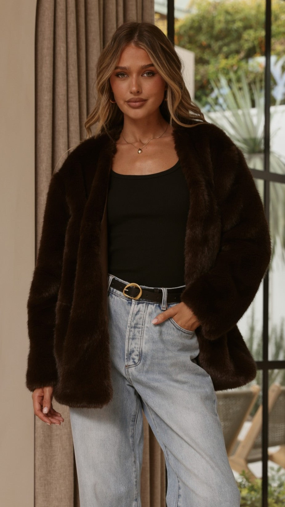 Marise Oversized V-Neck Faux Fur Jacket – Chocolate