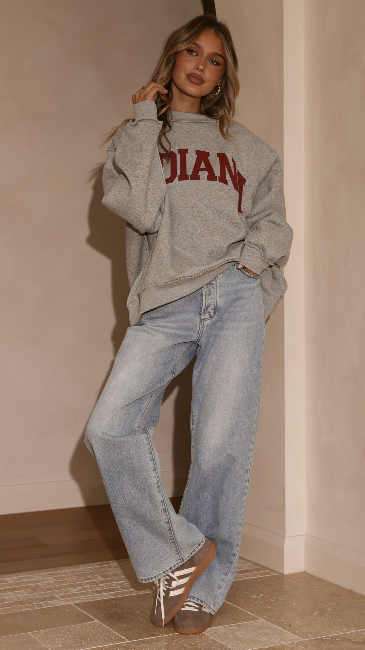 Indiana Boxy Crew Neck Jumper with Red Slogan Text – Grey – view 11