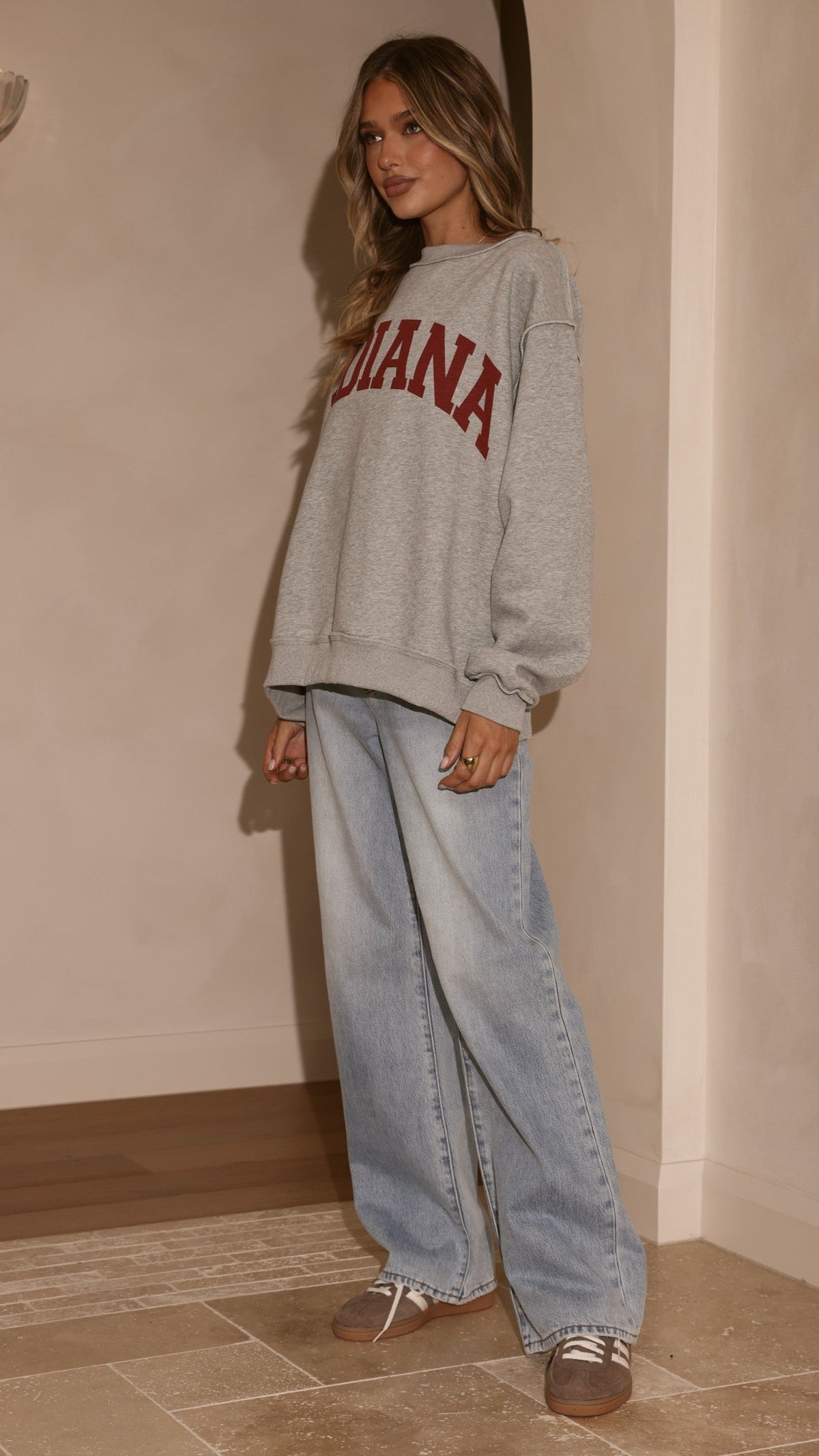 Indiana Boxy Crew Neck Jumper with Red Slogan Text – Grey – view 7