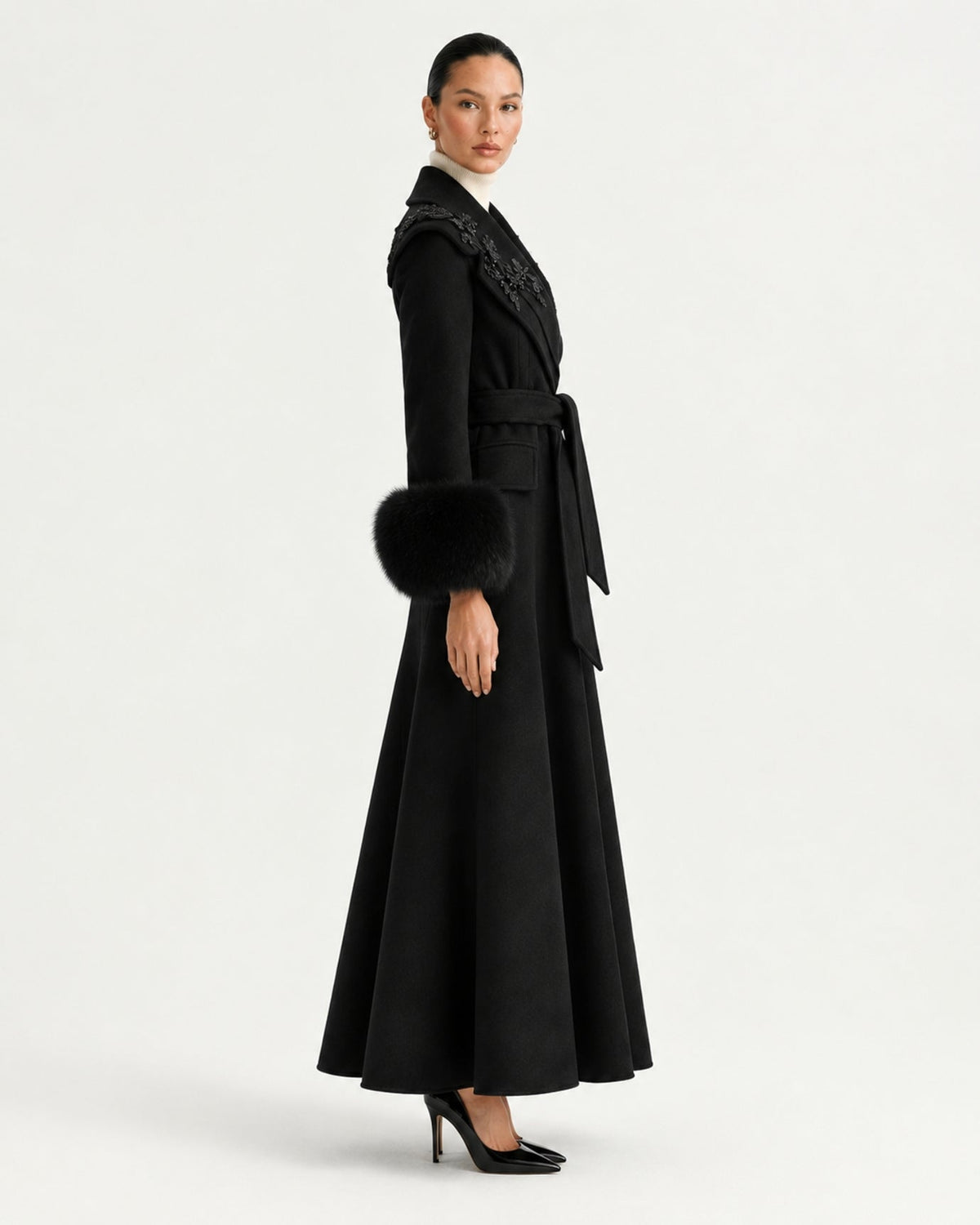Hamptons Long Wool Cashmere Coat with Embellished Collar – view 21
