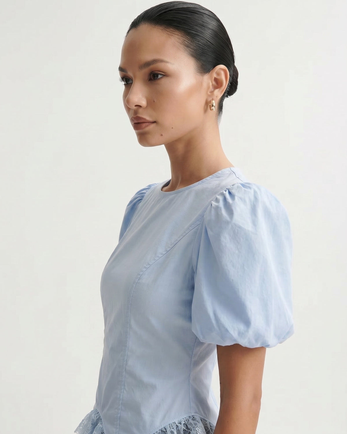 Short Sleeve Relaxed Top with Delicate Floral Edge Trim – view 4