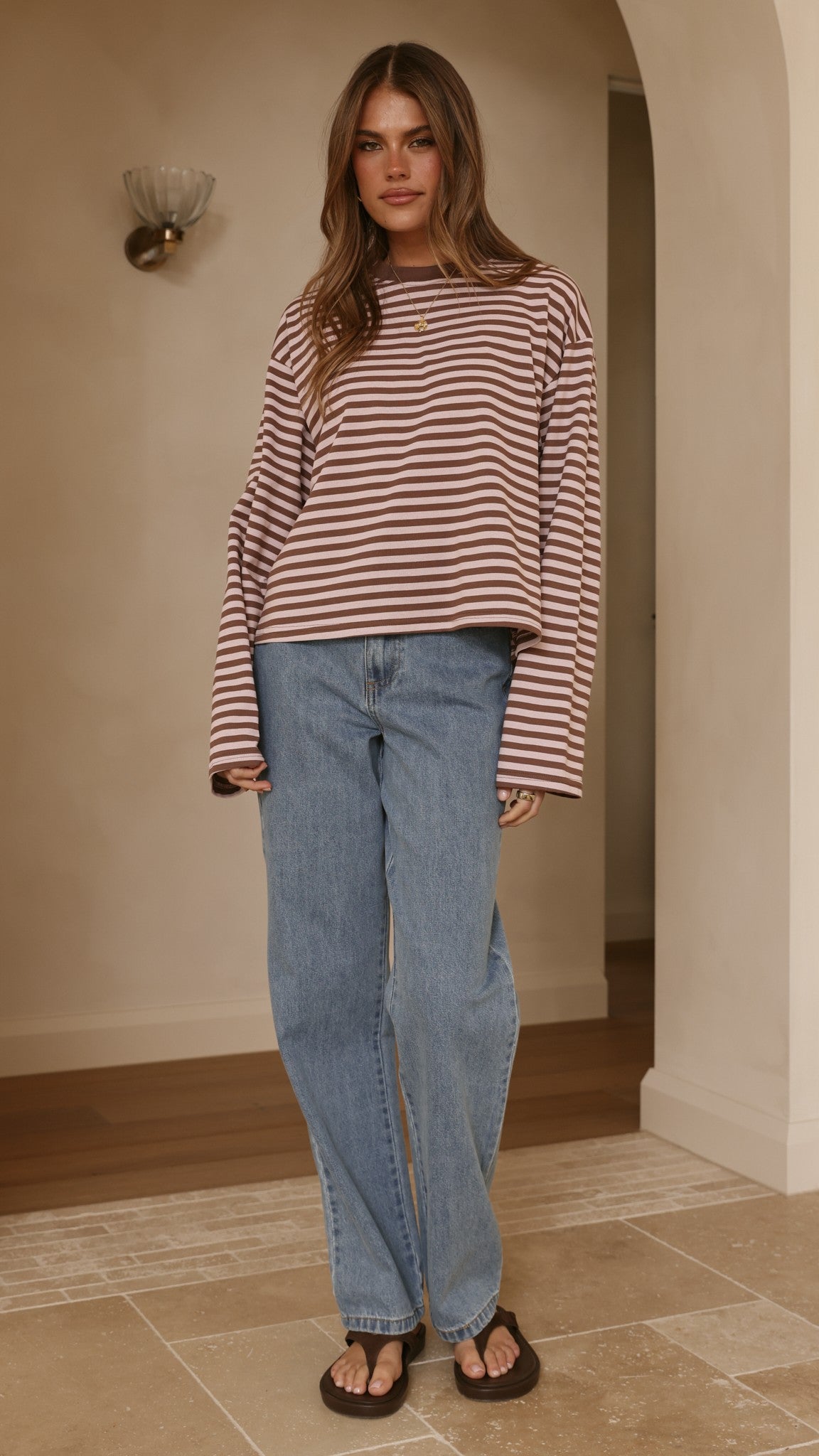 Zaeli Straight Leg Jeans with Tobacco Stitching – Mid Blue