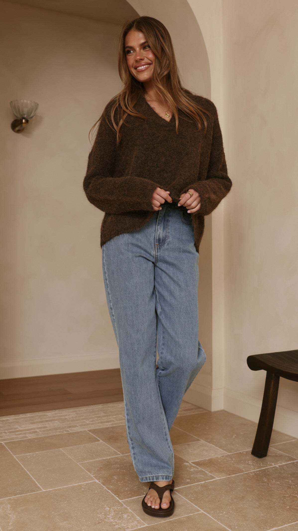 Kouvr Collared V-Neck Long Sleeve Boxy Knit Jumper – Brown – view 7