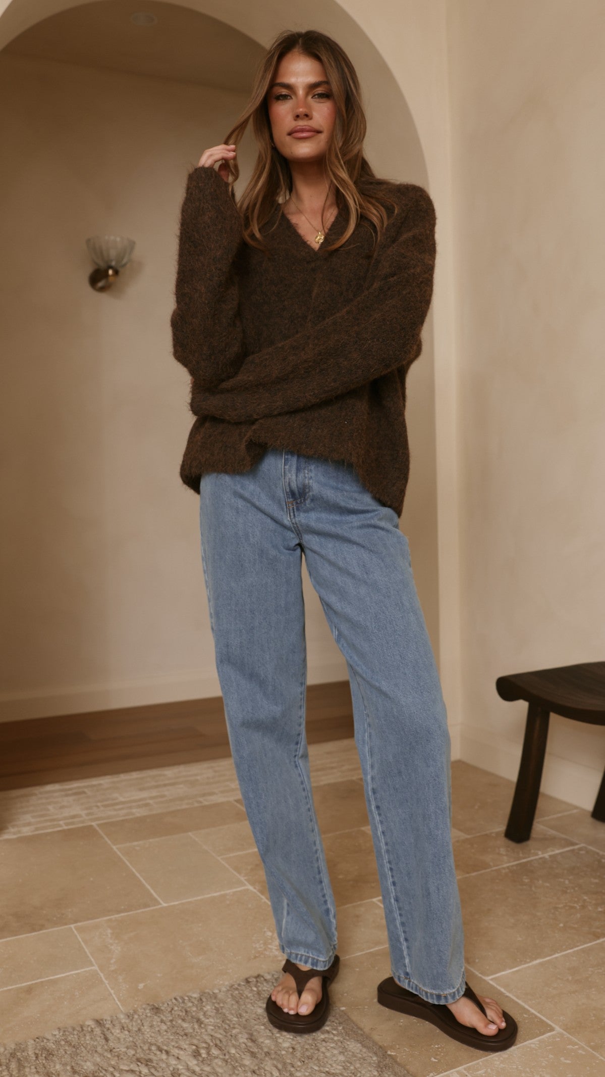 Kouvr Collared V-Neck Long Sleeve Boxy Knit Jumper – Brown – view 8