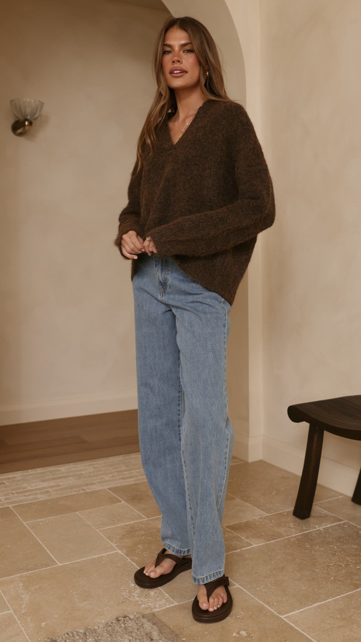 Kouvr Collared V-Neck Long Sleeve Boxy Knit Jumper – Brown – view 11