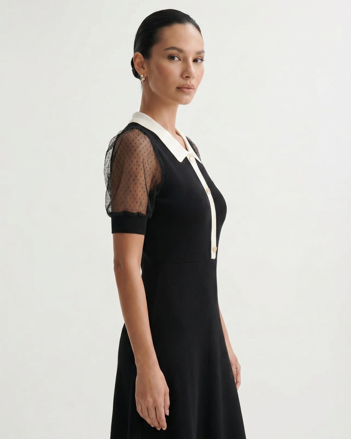 Short Sleeve Polo Collar A-Line Knitted Dress – Black