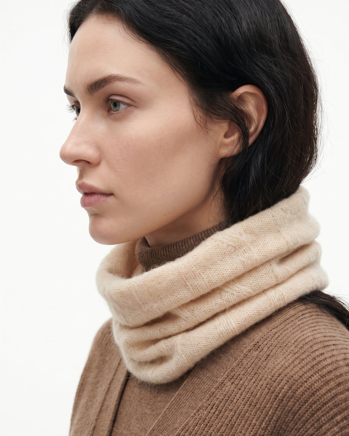 Zira Ultra-Soft 100% Pure Cashmere Neck Warmer – view 4