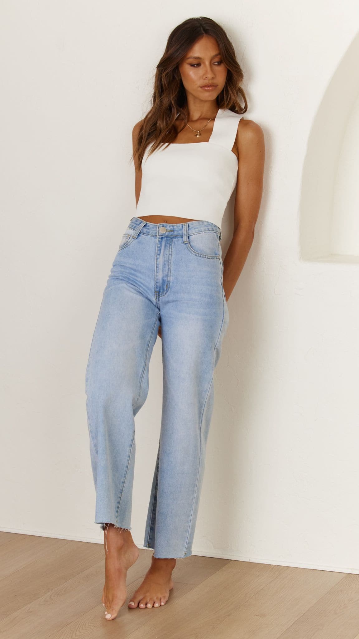 Jaykowa Mid Rise Wide Leg Jeans with Distressed Hem – Light Wash – view 37